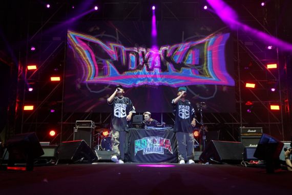 NDX AKA On Stage